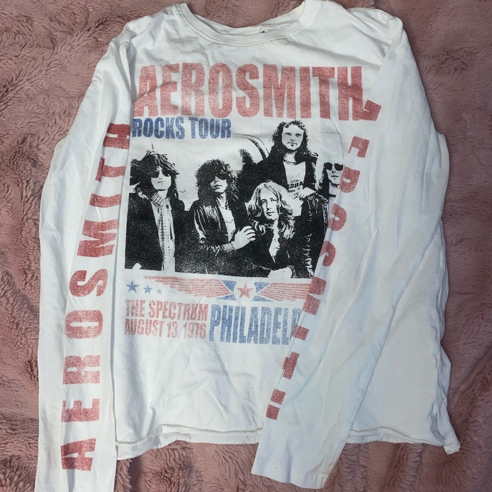 Aerosmith long sleeve t-shirt size: xs